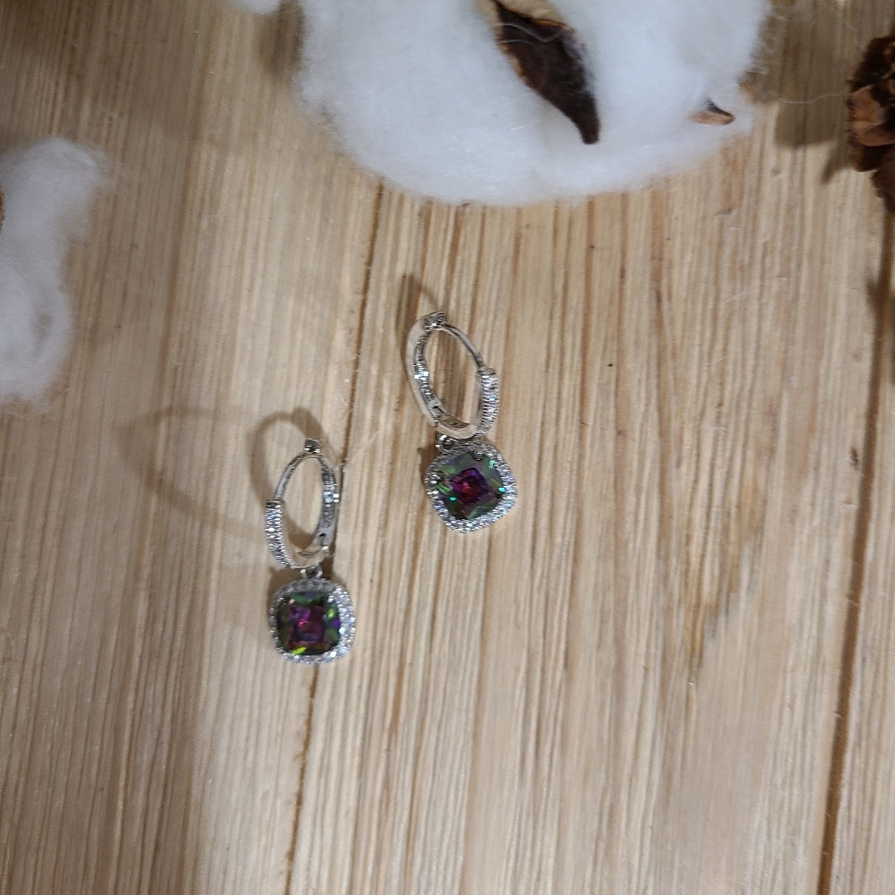 💜💜NEW💜💜EXQUISITE!! DANGLE  RAINBOW TOPAZ Earrings in SILVER Plating💜💜 - Picture 10 of 15